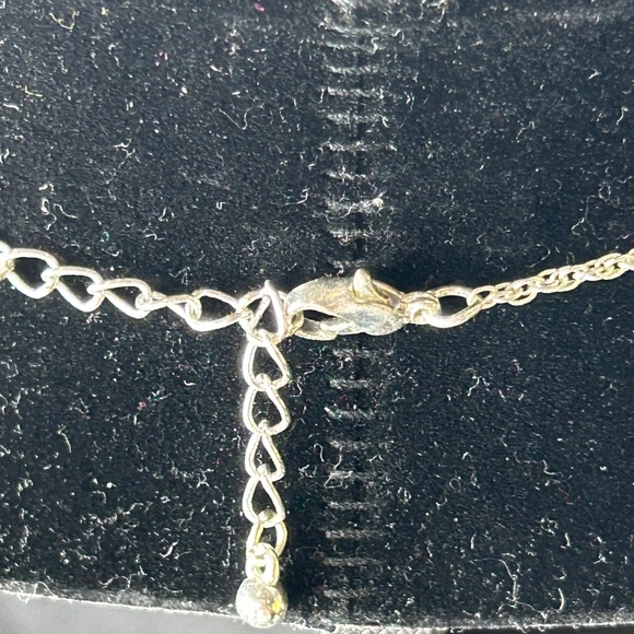 Cross w/ Earrings Jewelry Set - Picture 4 of 5